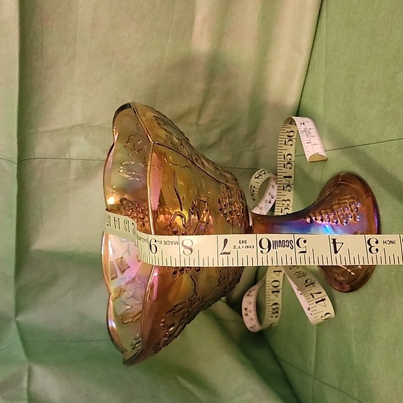 Vintage Iridescent Gold Carnival Glass Indiana Glass Harvest 8" Wedding Bowl - Picture 6 of 7